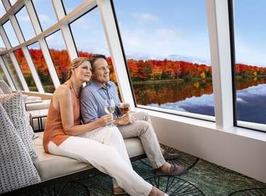 NCL Norwegian Encore Observation Lounge Lifestyle 1 ©Jim Hughes.jpg